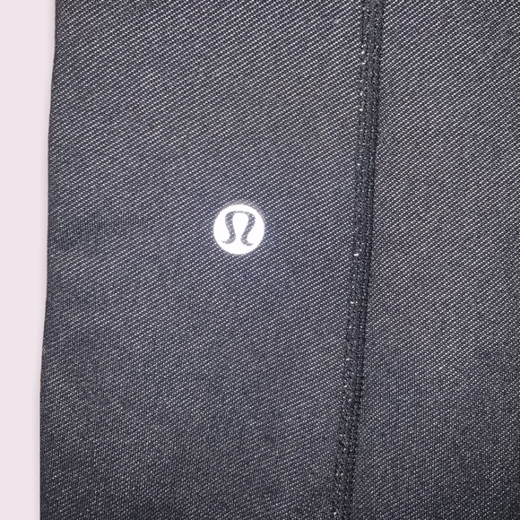 Lululemon pants - Picture 8 of 8